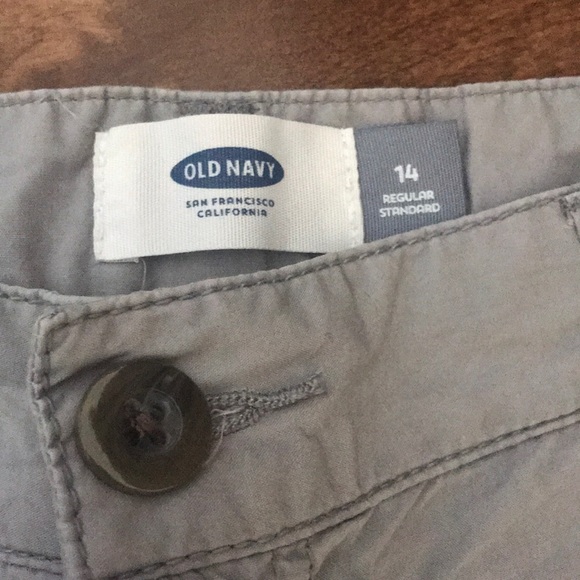 Old Navy- Bermuda shorts - Picture 3 of 6